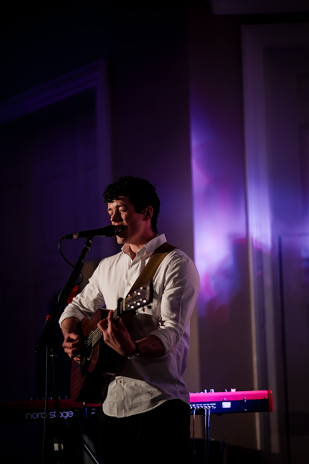 acoustic wedding singer hire