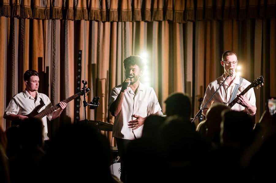 JonnyRossShowcase 99